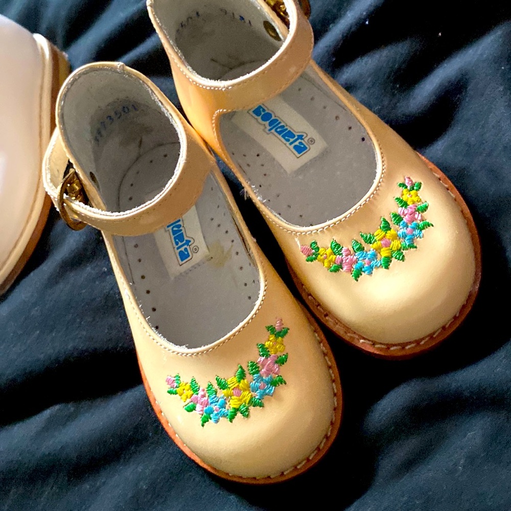 Little girl shoes from Mexico